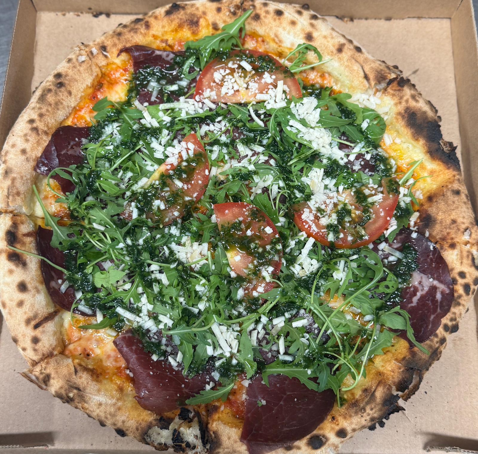 13B. BRESAOLA PIZZA