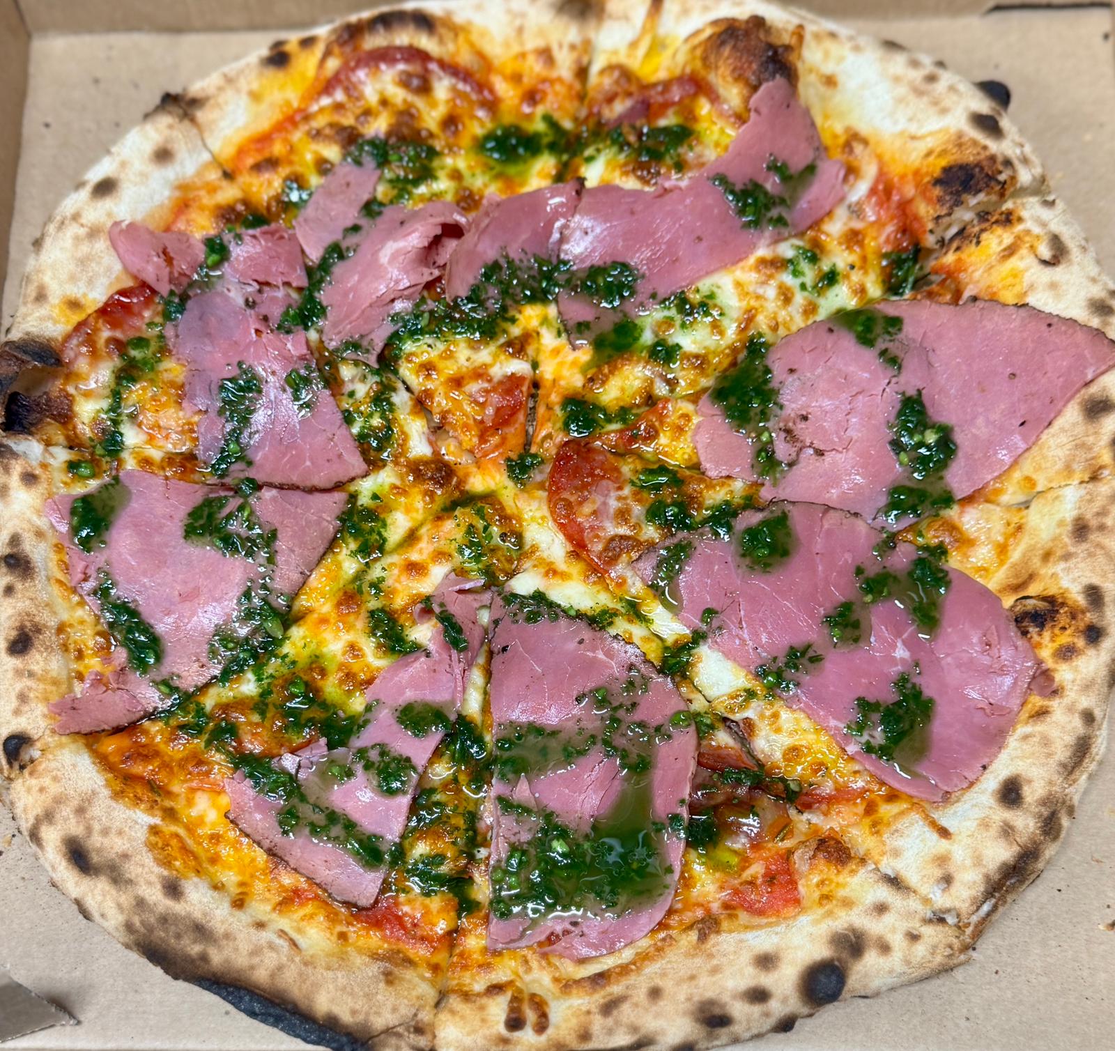 11. LA MAFIA FAMILIA